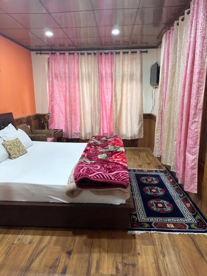 Paradise Leh Residency Екстер'єр фото